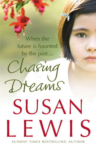 Chasing Dreams - Susan Lewis